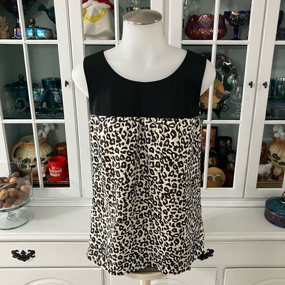 Ann Taylor LOFT Black & Cream Leopard Top Sz XS - Picture 2 of 8